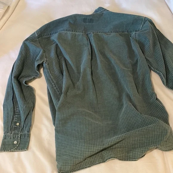 Checkered button up top - Picture 4 of 4